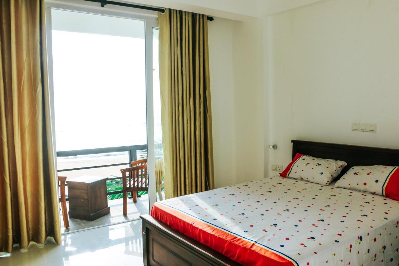 Ocean Edge Hikka Hikkaduwa Exterior foto
